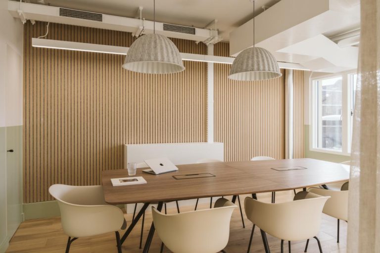 18 Clerkenwell Close